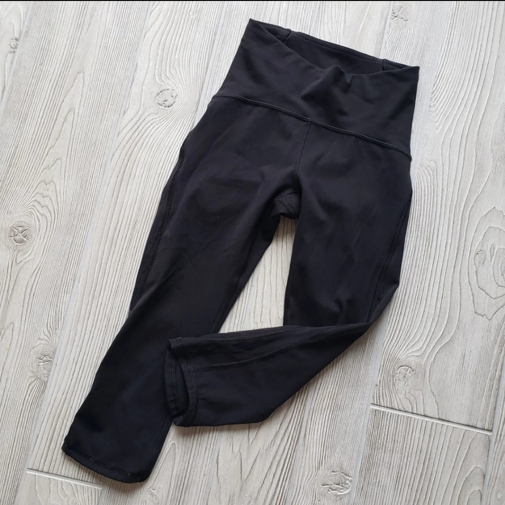lululemon athletica Black Leggings Size 2 but like a 0
